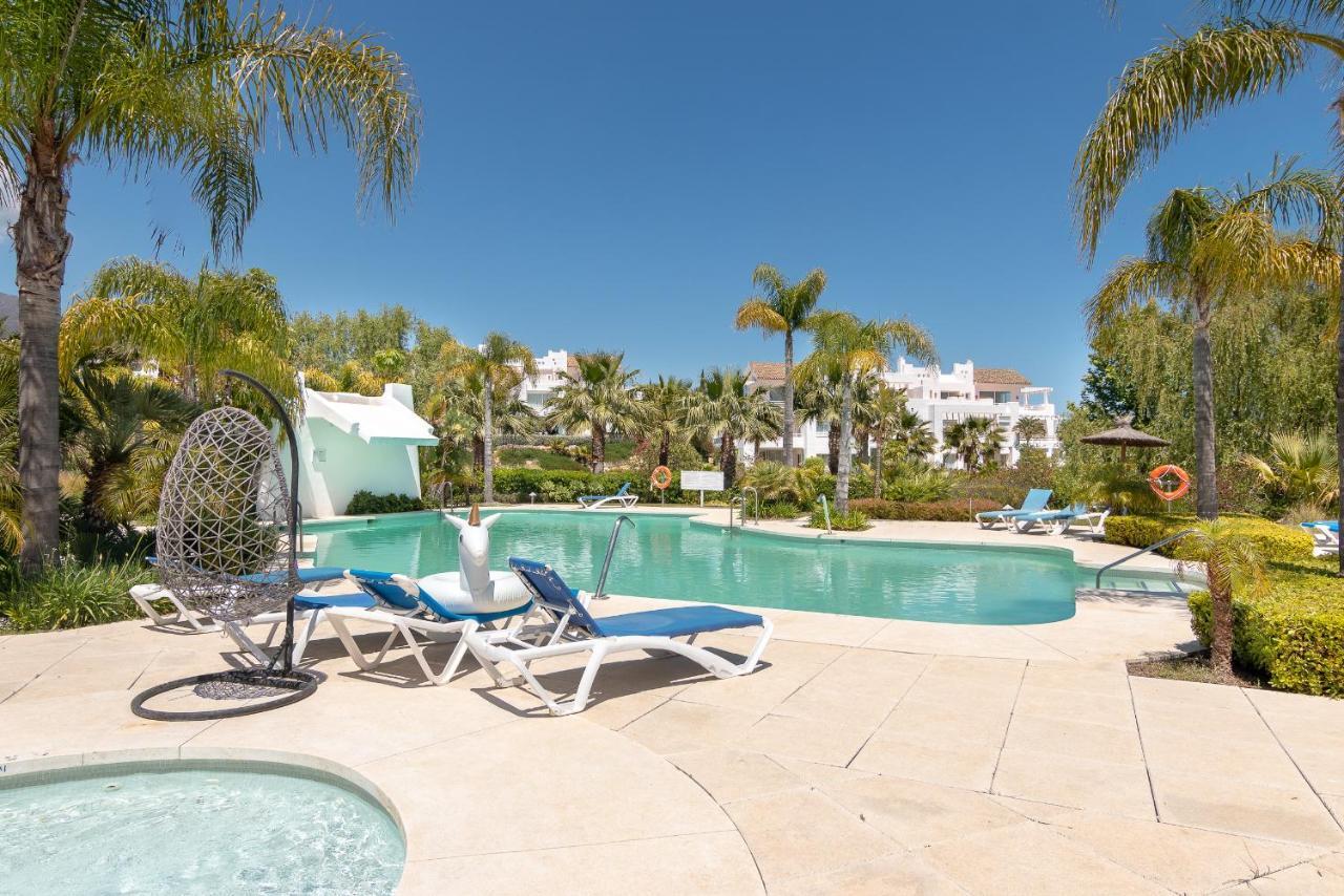 2237-Modern Apt With Private Beach Estepona Bagian luar foto