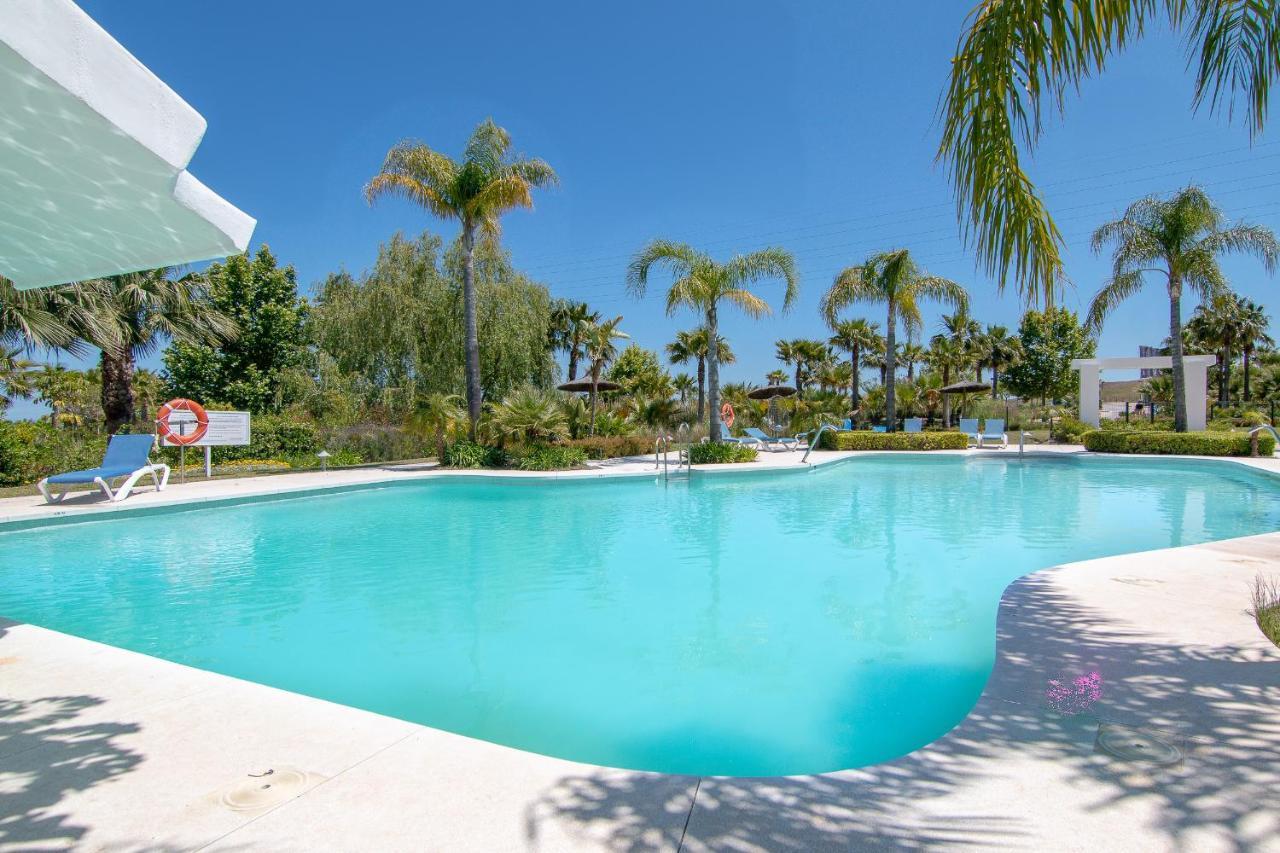 2237-Modern Apt With Private Beach Estepona Bagian luar foto