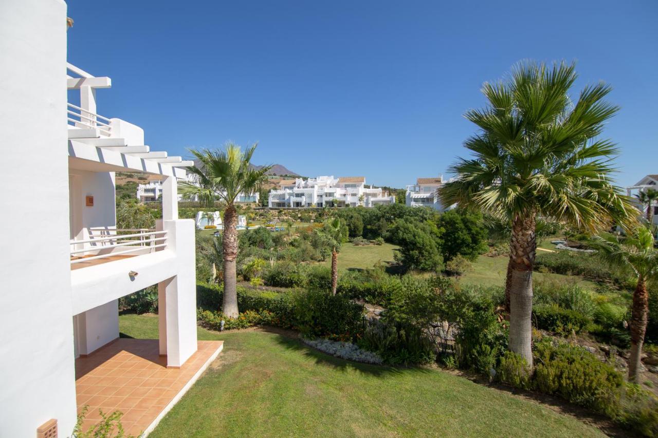 2237-Modern Apt With Private Beach Estepona Bagian luar foto